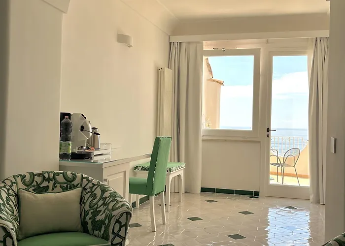 Il Gabbiano Hotel 4*