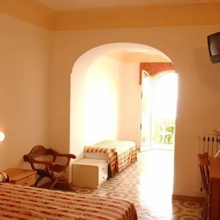 酒店 Il Gabbiano 波西塔諾